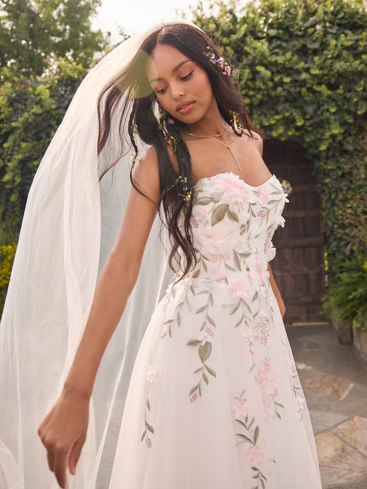 The Wedding Dress You Save on Pinterest Might Not Be the Dress You Fall in Love With 7 IMG 2246