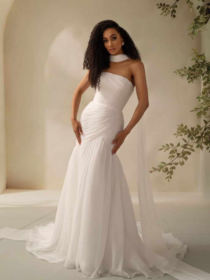 April Banbury 20 April Banbury wedding dress Bonnie