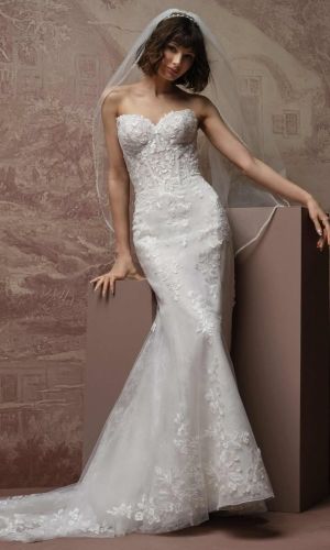 Brandy fit flare weddding dress Rebecca Ingram