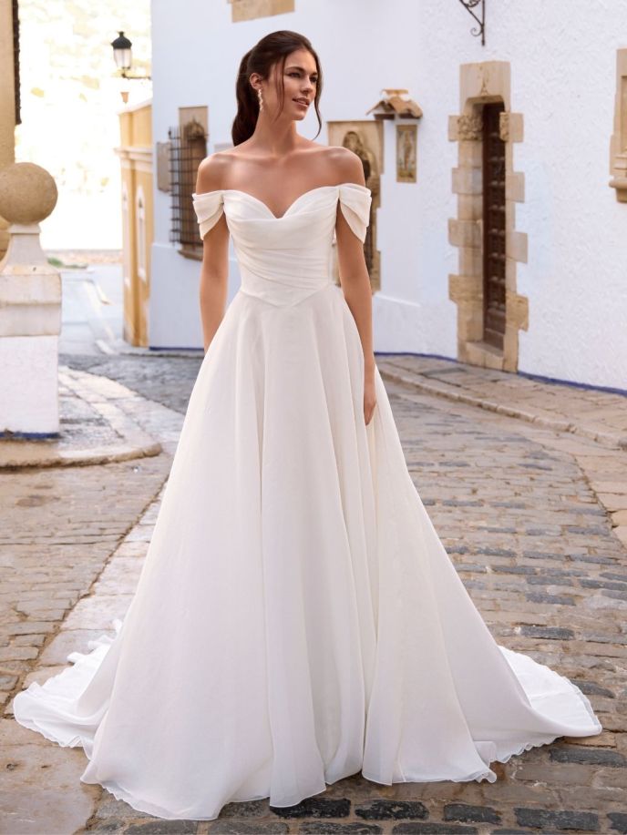 Love by enzoani 6 Fralina by Love by Enzoani